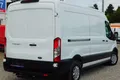 samochód osobowy Ford zdjęcie 2
