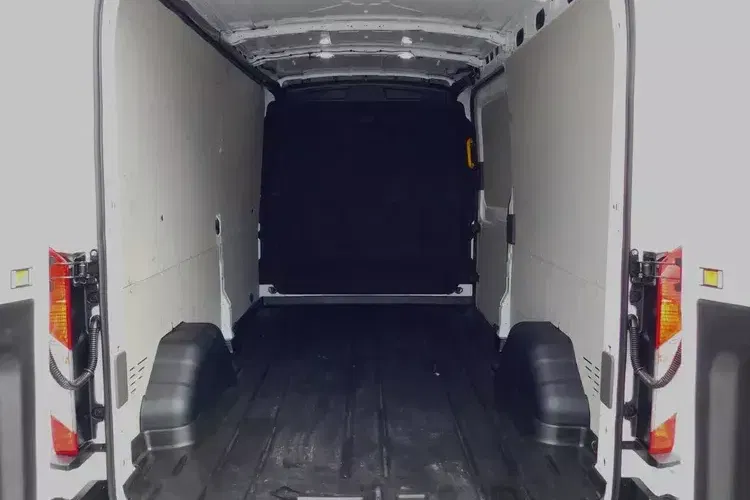 Ford Transit zdjęcie 3