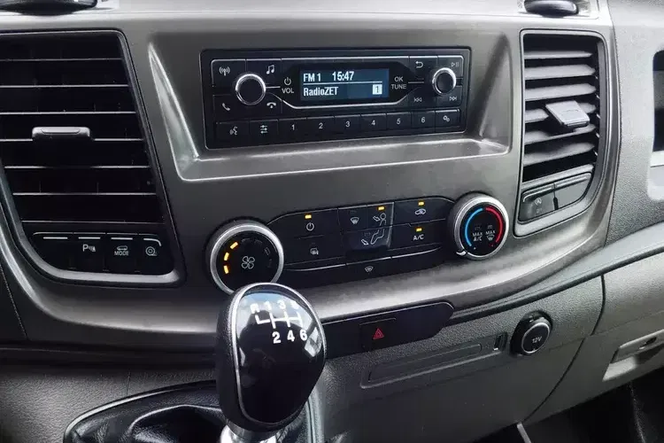 Ford Transit zdjęcie 8