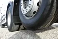 samochód ciężarowy Mercedes zdjęcie 24