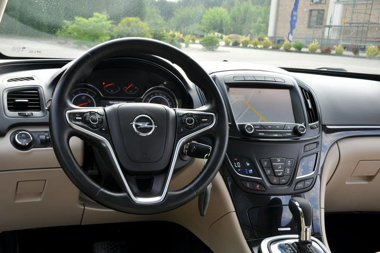 Opel Insignia 2.0d(163KM) Lift Xenon Led Navi Kamera Skóry El.Fotele Panorama Alu18" zdjęcie 30