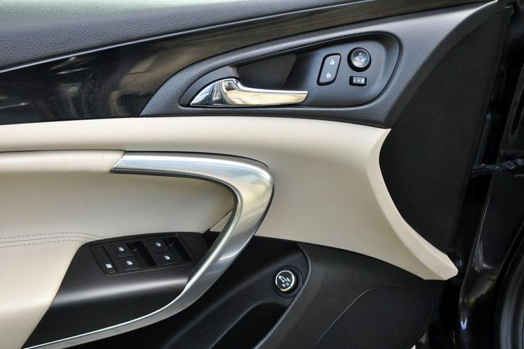 Opel Insignia 2.0d(163KM) Lift Xenon Led Navi Kamera Skóry El.Fotele Panorama Alu18" zdjęcie 36