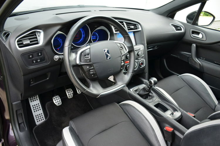 Citroen DS4 Zarejestrowany 1.6eHDI 114KM Serwis Navi Masaże zdjęcie 24