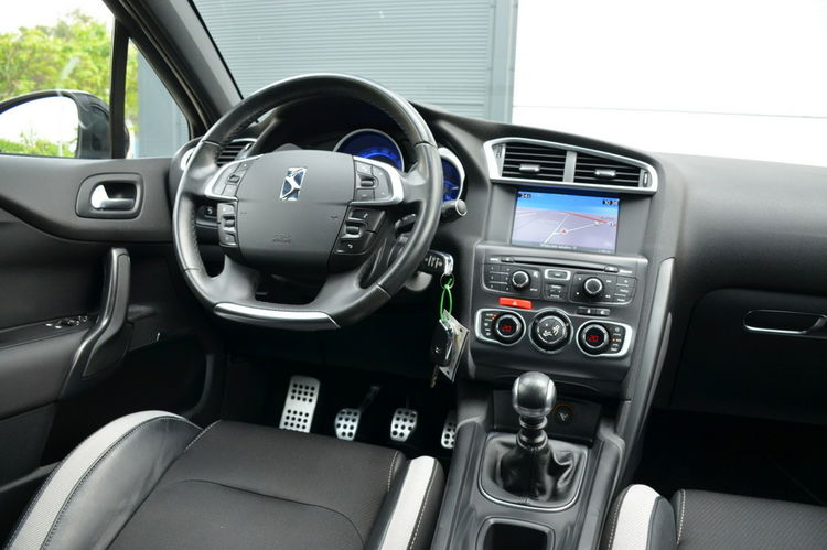 Citroen DS4 Zarejestrowany 1.6eHDI 114KM Serwis Navi Masaże zdjęcie 31