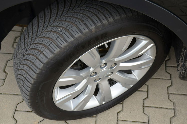 Land Rover Discovery Sport Zarejestrowany 2.2D 190KM Serwis Panorama Bi-xenon Skóra Kamera Bliss zdjęcie 11