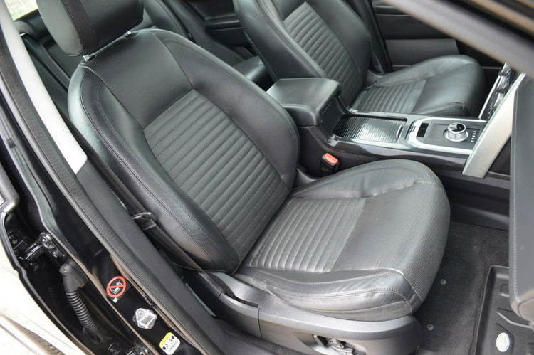Land Rover Discovery Sport Zarejestrowany 2.2D 190KM Serwis Panorama Bi-xenon Skóra Kamera Bliss zdjęcie 29