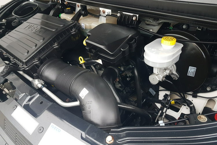 Iveco Daily KONTENER NISKOPODŁOGOWY 4.43x2.23x2.42 SKLEP BAR FOODTRUCK KAMPER AC zdjęcie 13