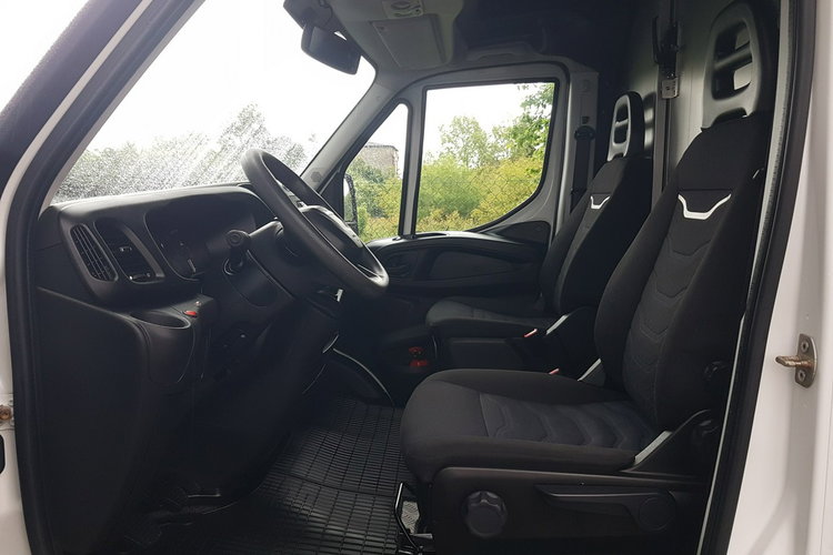 Iveco Daily KONTENER NISKOPODŁOGOWY 4.43x2.23x2.42 SKLEP BAR FOODTRUCK KAMPER AC zdjęcie 21
