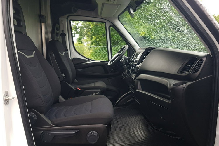 Iveco Daily KONTENER NISKOPODŁOGOWY 4.43x2.23x2.42 SKLEP BAR FOODTRUCK KAMPER AC zdjęcie 22