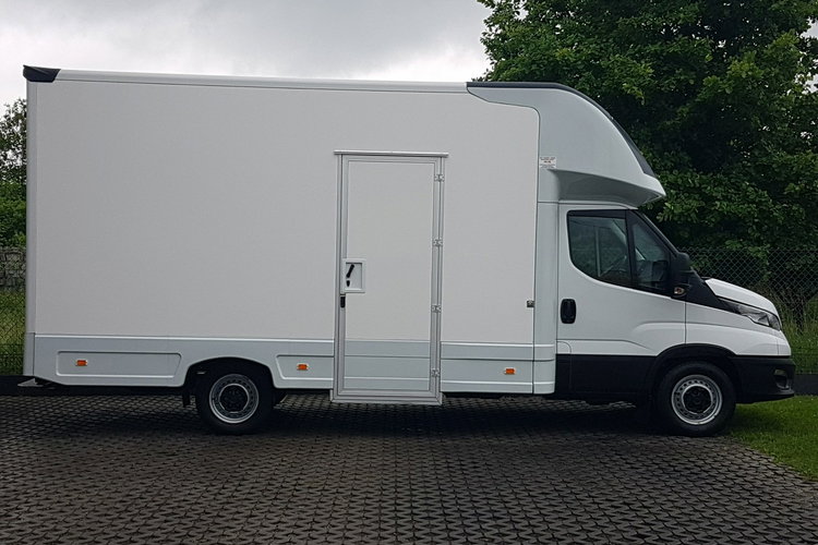 Iveco Daily KONTENER NISKOPODŁOGOWY 4.43x2.23x2.42 SKLEP BAR FOODTRUCK KAMPER AC zdjęcie 12