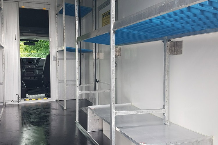 Iveco Daily KONTENER NISKOPODŁOGOWY 4.43x2.23x2.42 SKLEP BAR FOODTRUCK KAMPER AC zdjęcie 25