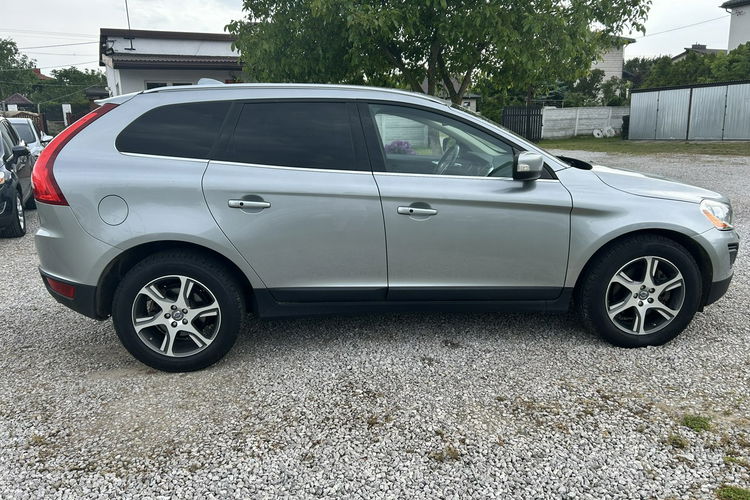 Volvo XC 60 Full opcja zdjęcie 2