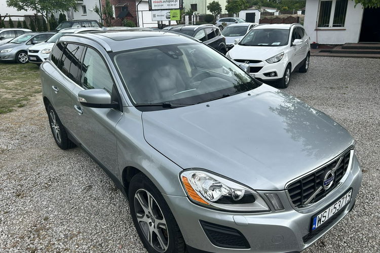 Volvo XC 60 Full opcja zdjęcie 20