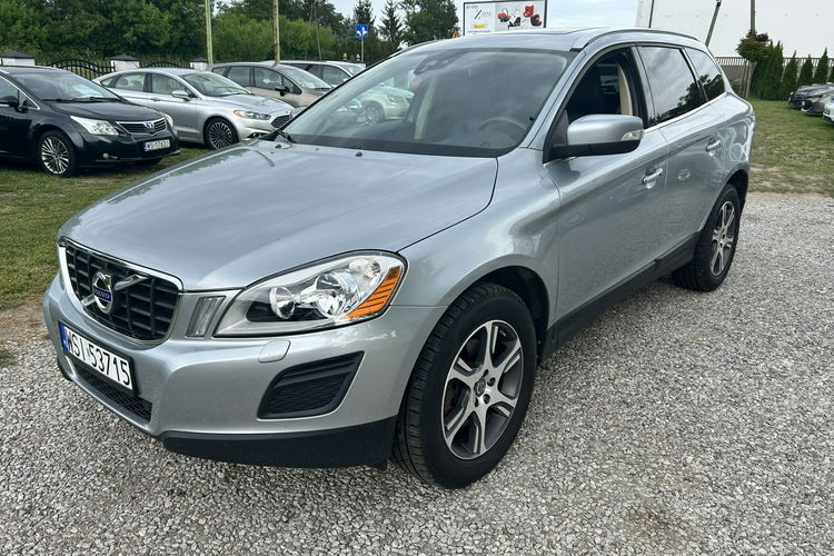 Volvo XC 60 Full opcja zdjęcie 6