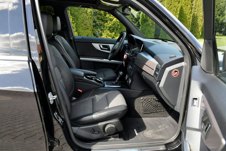 Mercedes GLK 350 3.0d(231KM) Led Xenon Navi Skóry Panorama El.Fotele El.Klapa Alu19"ASO zdjęcie 17