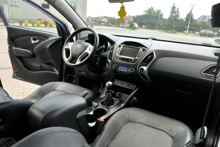 Hyundai ix35 1.6i(135KM) Duża Navi Kamera Skóry Klimatronik Chrom I Wł Alu17"ASO zdjęcie 24