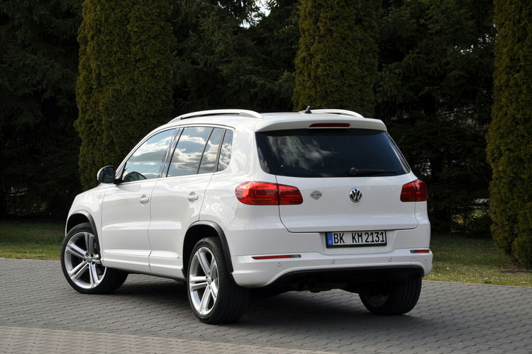 Volkswagen Tiguan 2.0TDI(140KM) R-Line 4x4 Xenon Led Panorama Duża Navi Alu19"FULL ASO zdjęcie 15