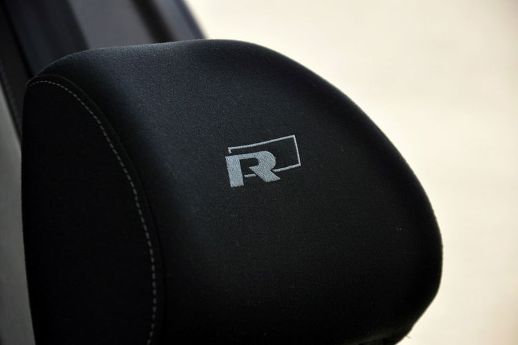 Volkswagen Tiguan 2.0TDI(140KM) R-Line 4x4 Xenon Led Panorama Duża Navi Alu19"FULL ASO zdjęcie 31