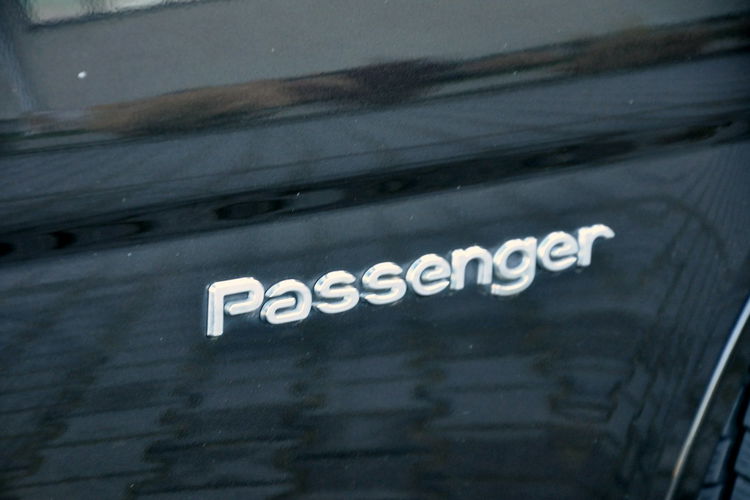 Renault Trafic 2.0dCi(114KM) Passenger 9-Foteli Klimatronik I Właściciel z Niemiec zdjęcie 17