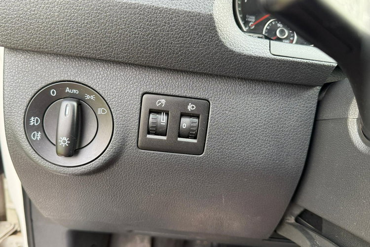 Volkswagen Caddy VWV Caddy 2020r. 2.0 TDI 102 KM /MAXI Długi/Szafka warsztatowa /EURO 6 zdjęcie 15