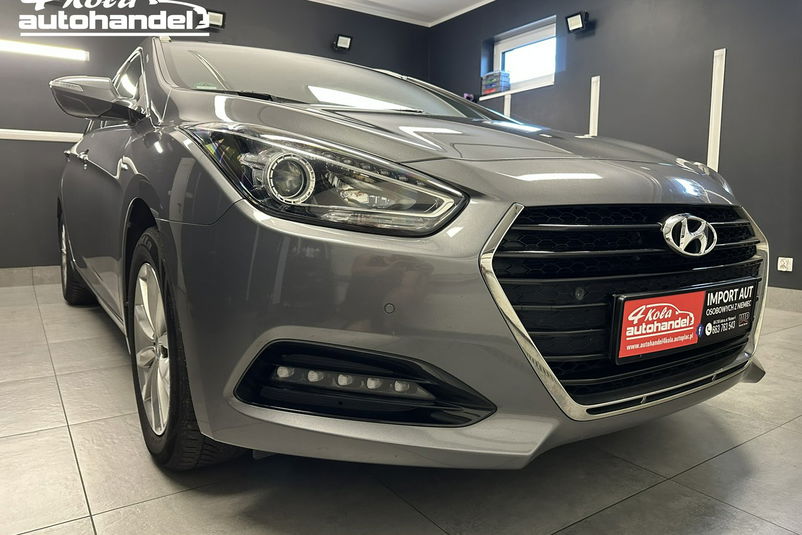 samochód osobowy Hyundai zdjęcie 1