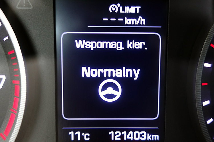 Hyundai Tucson 4x4 177KM Podgrzewana KIER+FOTELE Led GWARANCJA I-wł Kraj Bezwyp F23% 4x2 zdjęcie 28