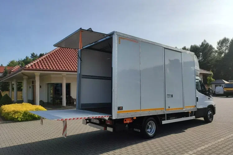 Iveco Daily 35C14 zdjęcie 10