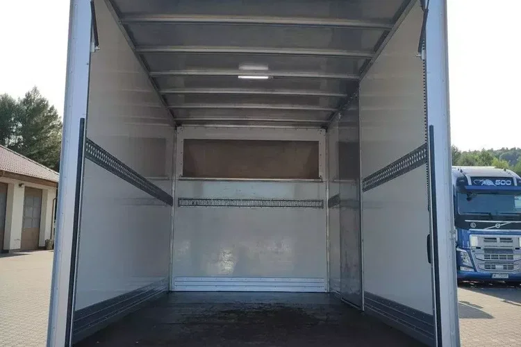 Iveco Daily 35C14 zdjęcie 18