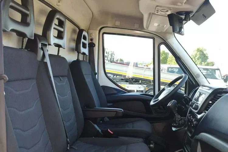 Iveco Daily 35C14 zdjęcie 25