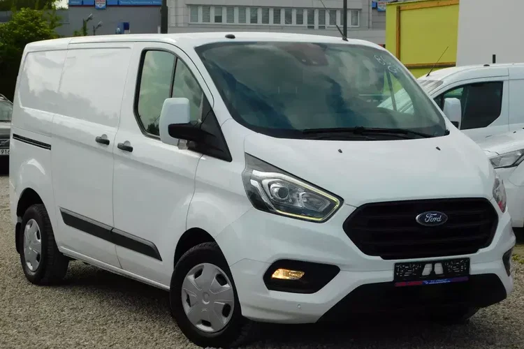 Ford Custom zdjęcie 12