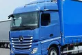 samochód ciężarowy Mercedes zdjęcie 21