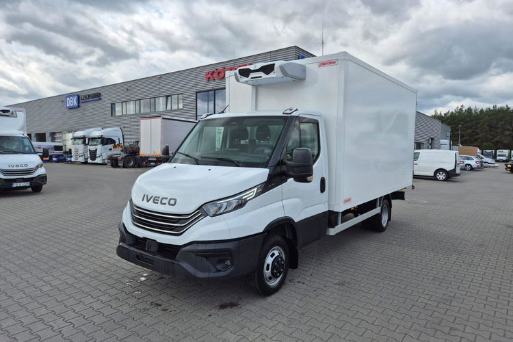 IVECO Daily 35C16H3.0 zdjęcie 9