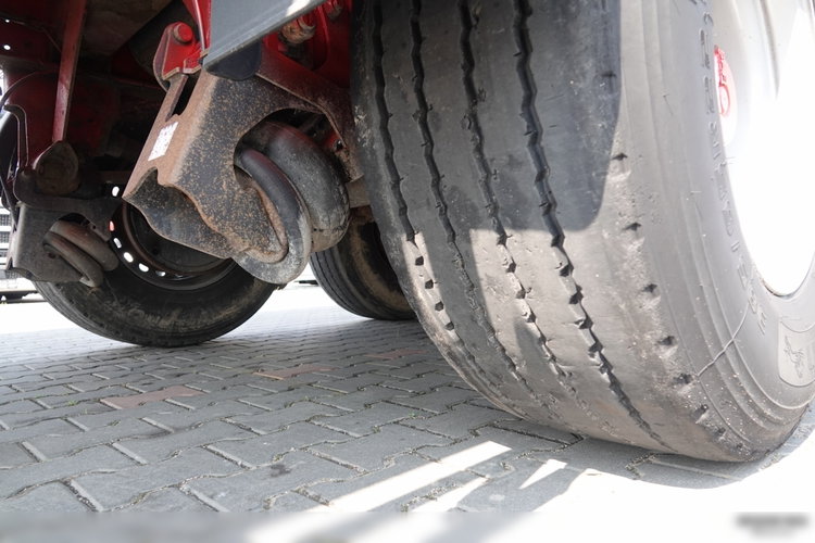 Schmitz -CARGOBULL / WYWROTKA 40 M3 / MULDA ALUMINIOWA / OŚ PODNOSZONA / SAF /SPROWADZONA zdjęcie 14