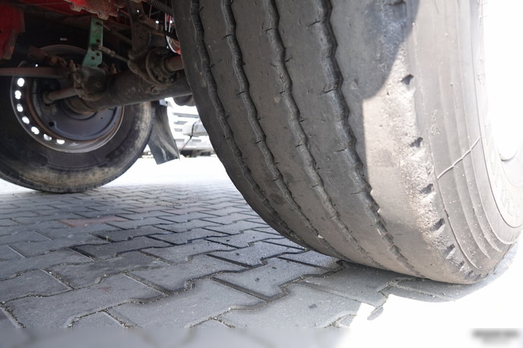 Schmitz -CARGOBULL / WYWROTKA 40 M3 / MULDA ALUMINIOWA / OŚ PODNOSZONA / SAF /SPROWADZONA zdjęcie 16