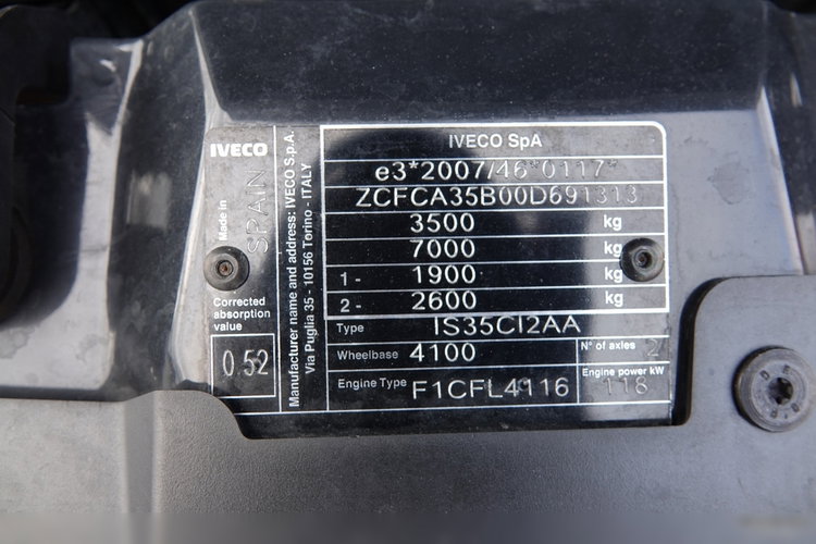 Iveco DAILY 3.0 D / KONTENER / 2021 ROK / BLIŹNIAK / WINDA 750 KG / SPROWADZONY / PO KONTRAKCIE SERWISOWYM / zdjęcie 47