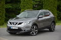 samochód osobowy Nissan zdjęcie 2