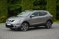 samochód osobowy Nissan zdjęcie 3