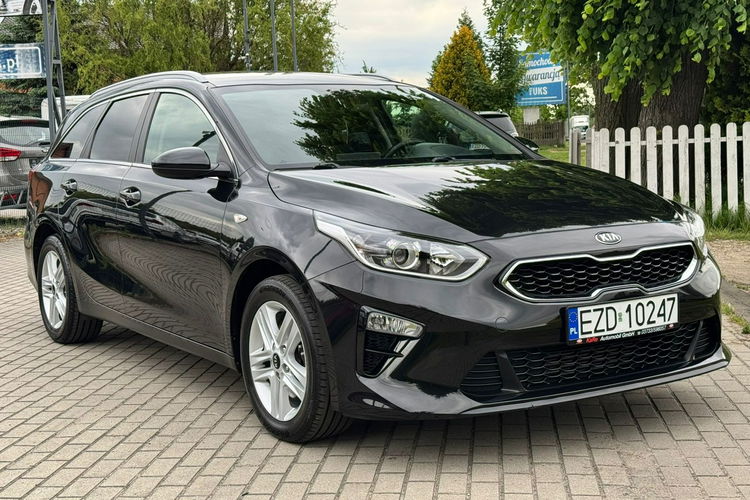 Kia Cee'd Nie Hybryda Gwarancja BDB stan Diesel zdjęcie 10
