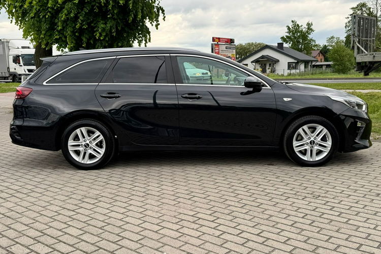 Kia Cee'd Nie Hybryda Gwarancja BDB stan Diesel zdjęcie 11