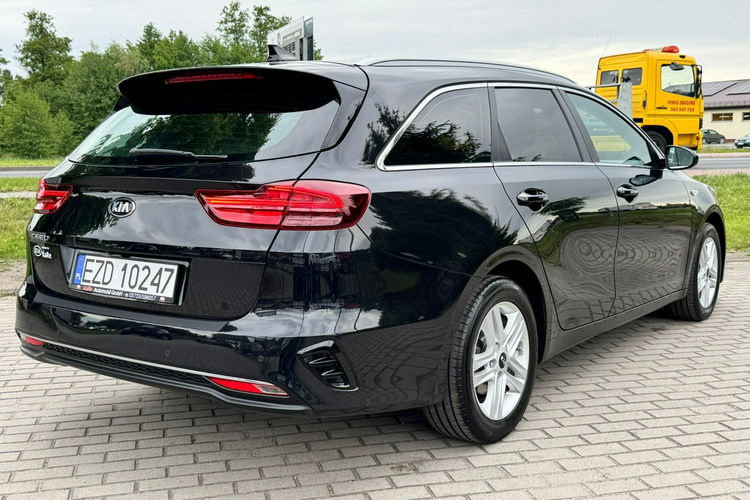 Kia Cee'd Nie Hybryda Gwarancja BDB stan Diesel zdjęcie 12