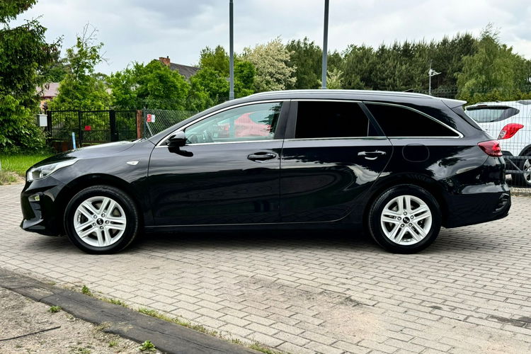 Kia Cee'd Nie Hybryda Gwarancja BDB stan Diesel zdjęcie 15