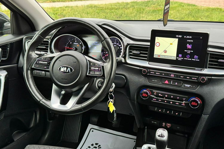Kia Cee'd Nie Hybryda Gwarancja BDB stan Diesel zdjęcie 19