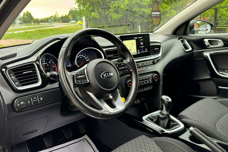 Kia Cee'd Nie Hybryda Gwarancja BDB stan Diesel zdjęcie 20