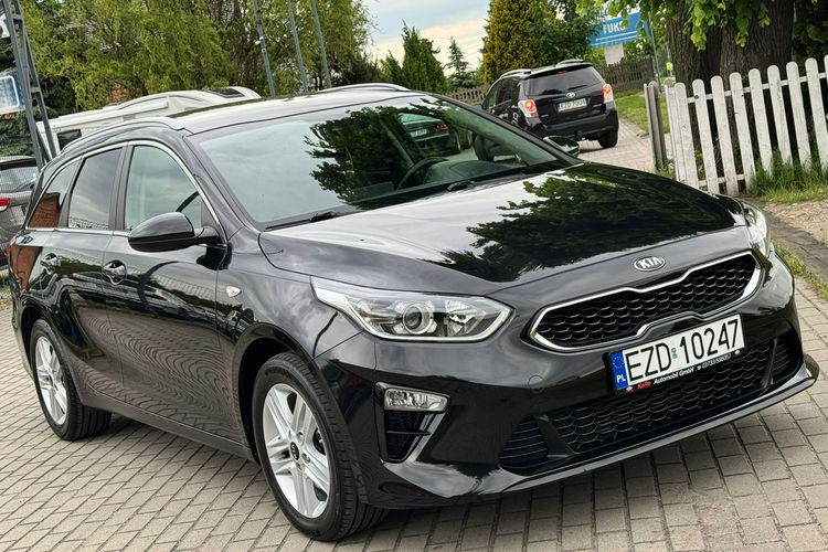 Kia Cee'd Nie Hybryda Gwarancja BDB stan Diesel zdjęcie 5