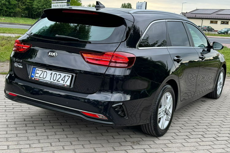 Kia Cee'd Nie Hybryda Gwarancja BDB stan Diesel zdjęcie 6