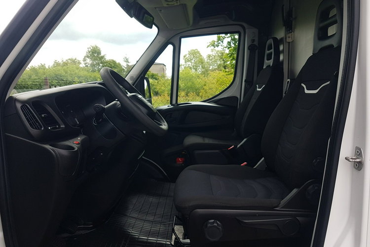 Iveco Daily KONTENER NISKOPODŁOGOWY 4.43x2.23x2.42 SKLEP BAR FOODTRUCK KAMPER AC zdjęcie 21