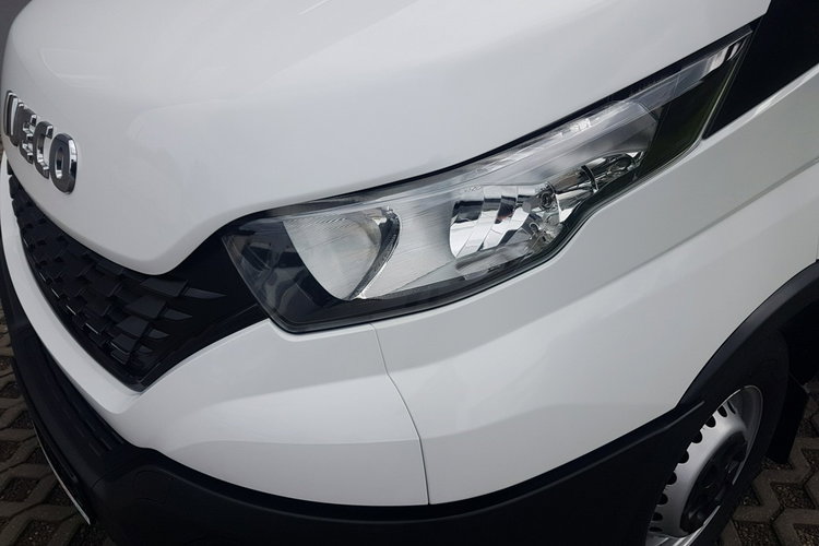 Iveco Daily KONTENER NISKOPODŁOGOWY 4.43x2.23x2.42 SKLEP BAR FOODTRUCK KAMPER AC zdjęcie 36