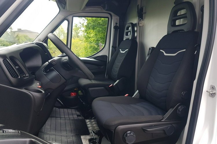 Iveco Daily KONTENER NISKOPODŁOGOWY 4.43x2.23x2.42 SKLEP BAR FOODTRUCK KAMPER AC zdjęcie 7