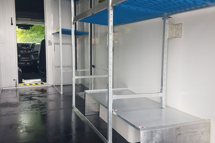 Iveco Daily KONTENER NISKOPODŁOGOWY 4.43x2.23x2.42 SKLEP BAR FOODTRUCK KAMPER AC zdjęcie 19