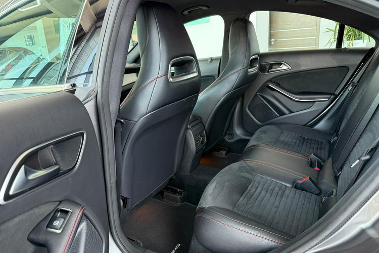 CLA 250 Mercedes-Benz CLA 250 4MATIC / POLSKI SALON / 1 właściciel/ Niskie km zdjęcie 24